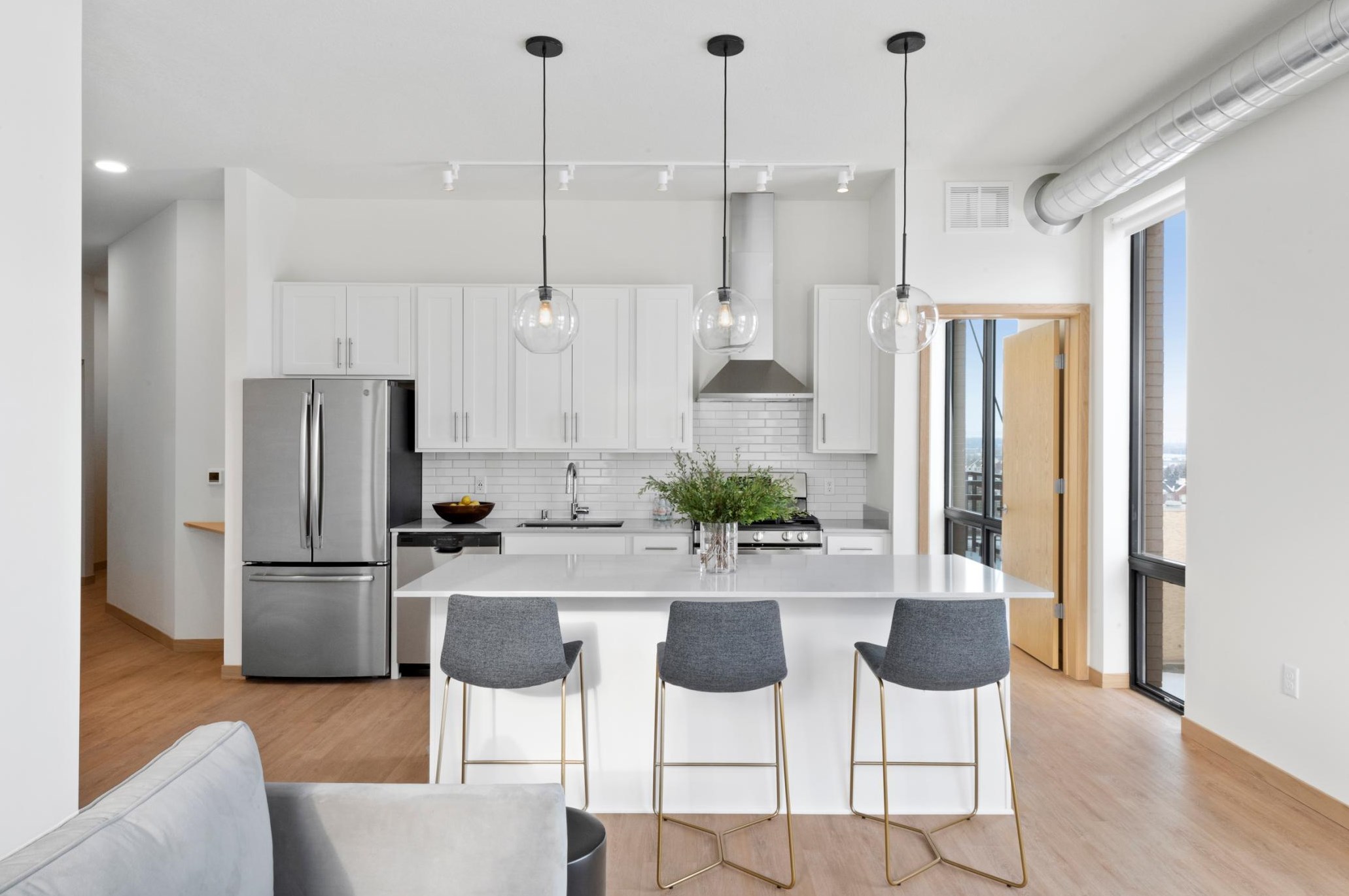 110 N 1st St #325, Minneapolis, MN 55401