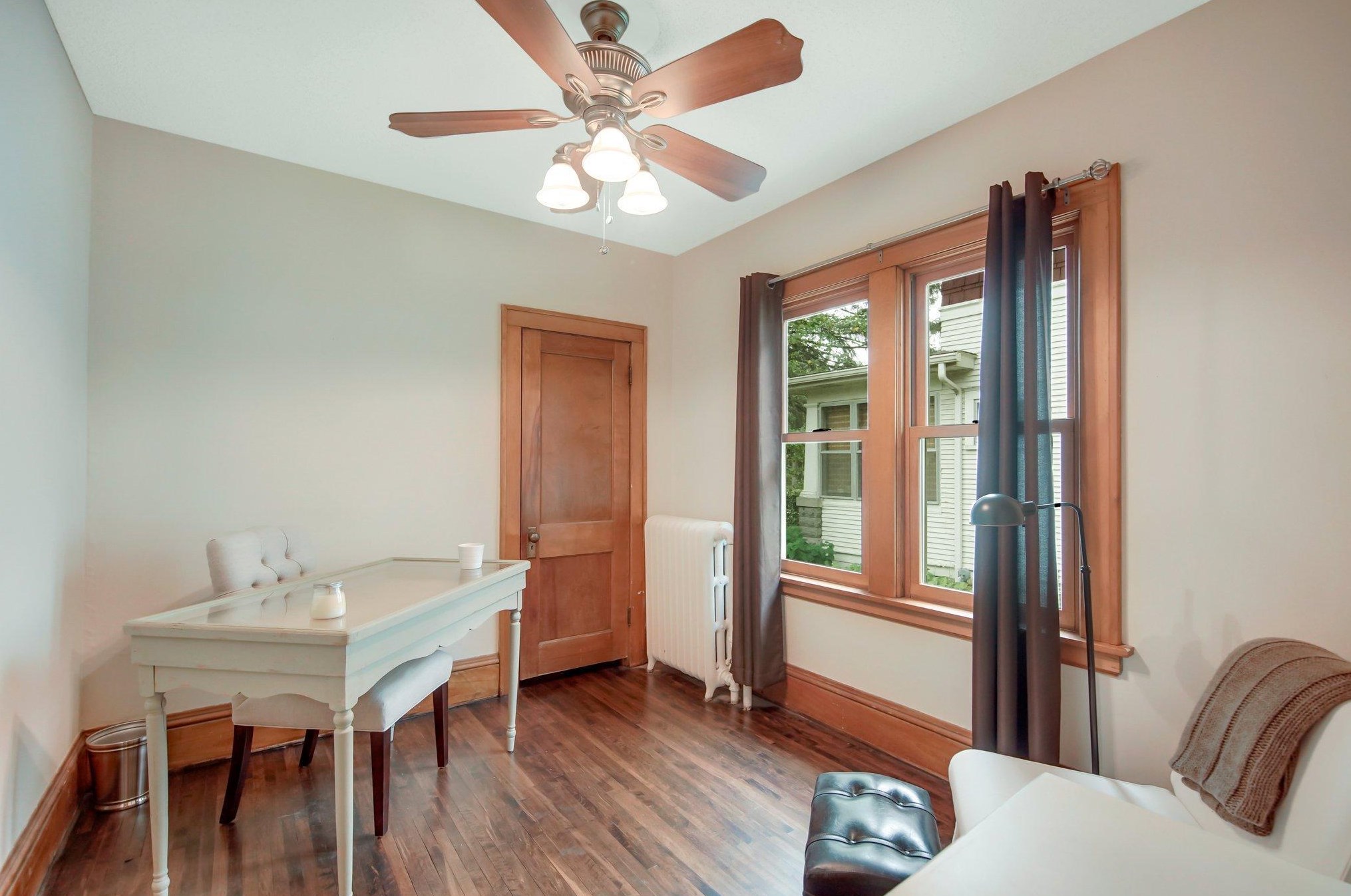 1447 Portland Ave, Saint Paul MN  55104-6812 exterior