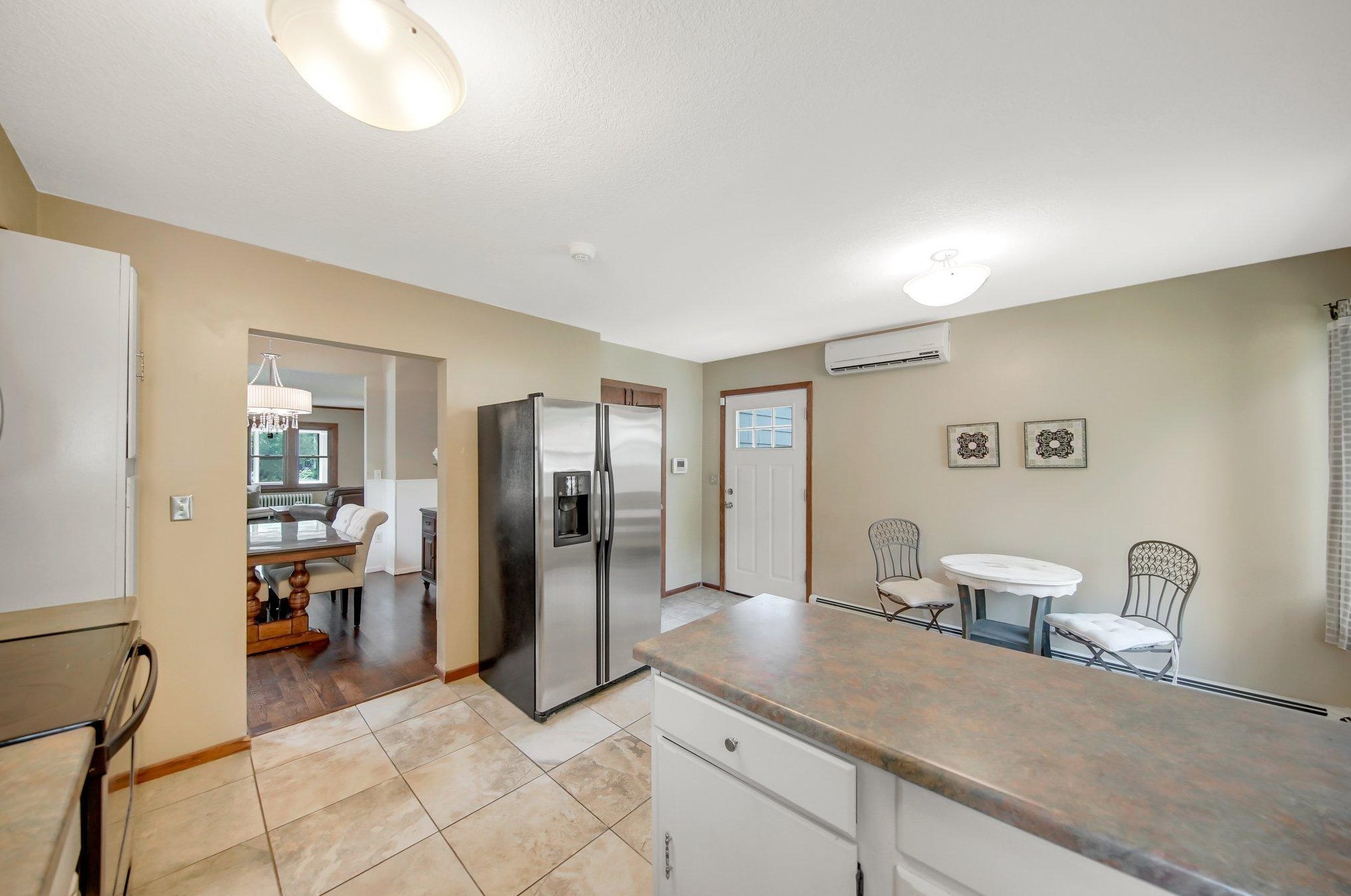 1447 Portland Ave, Saint Paul MN  55104-6812 exterior
