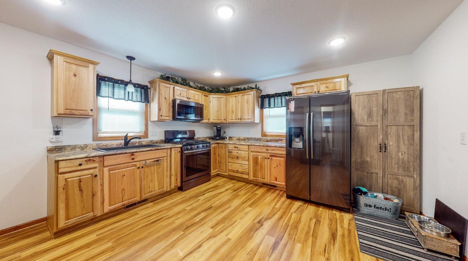 212 Main St S, Frankford, MN 55936