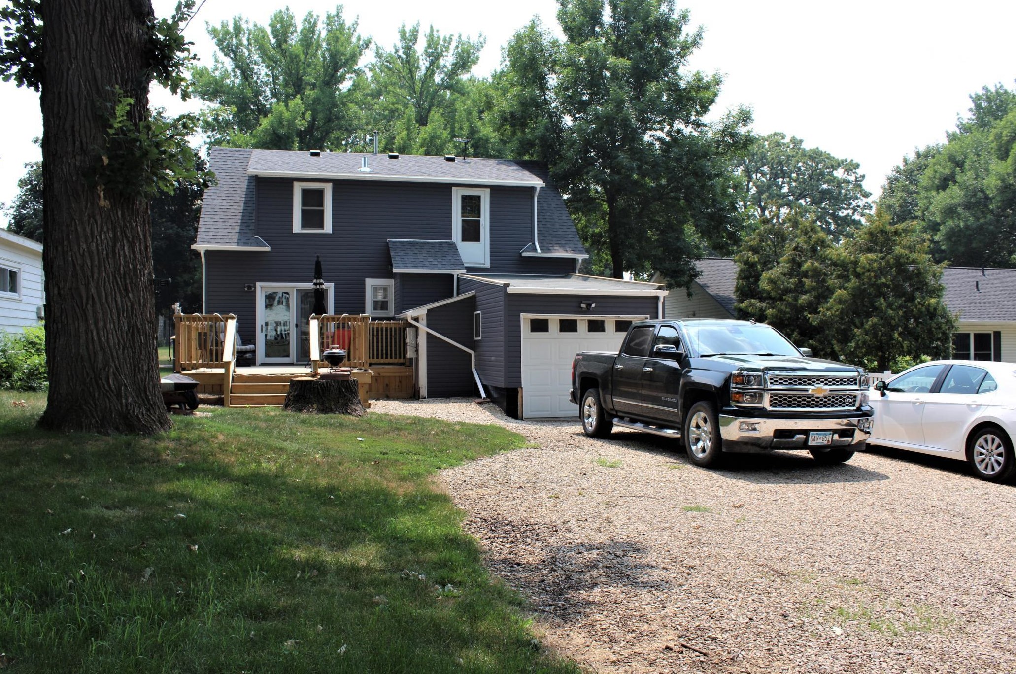 310 W 6th St, Blue Earth, MN 56013