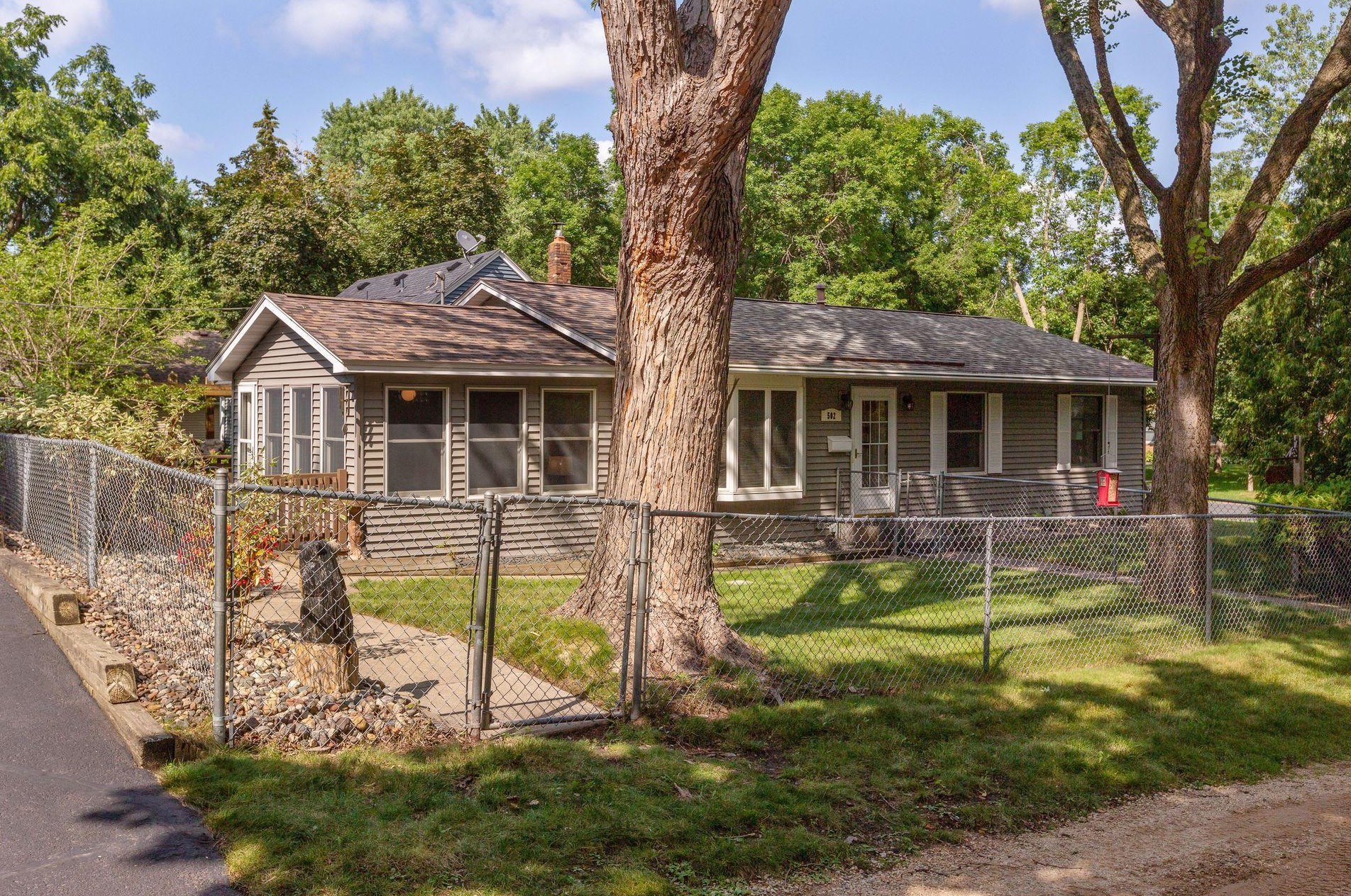 502 1st Ave S, Douglas, MN 55003