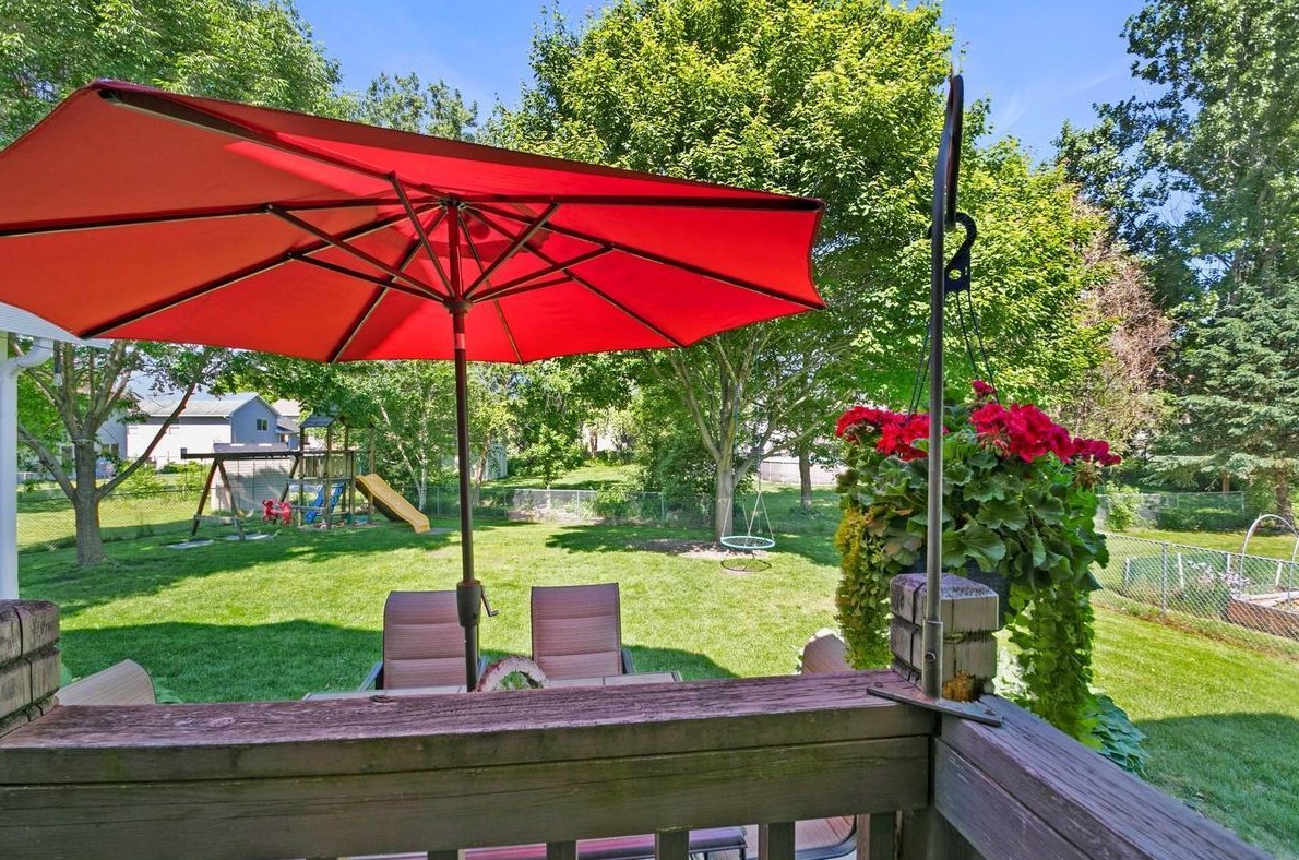 7190 Joliet Ave, Cottage Grove MN  55016-3624 exterior