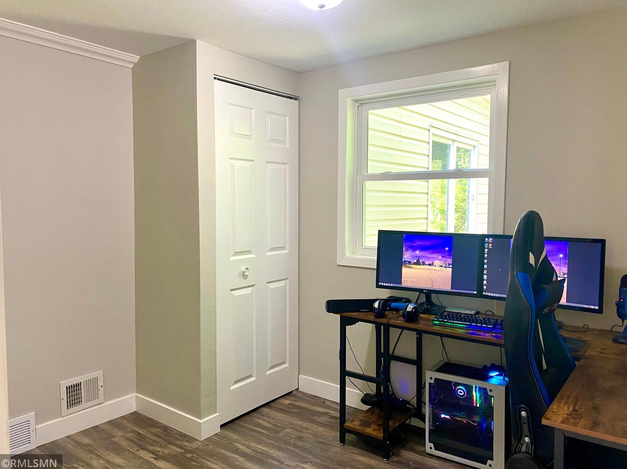 3026 Victoria St, Saint Paul MN  55113-1934 exterior