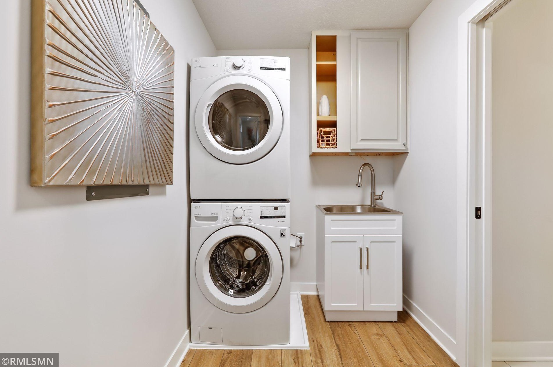 165 Mound Ave, Orono MN  55331-8572 exterior