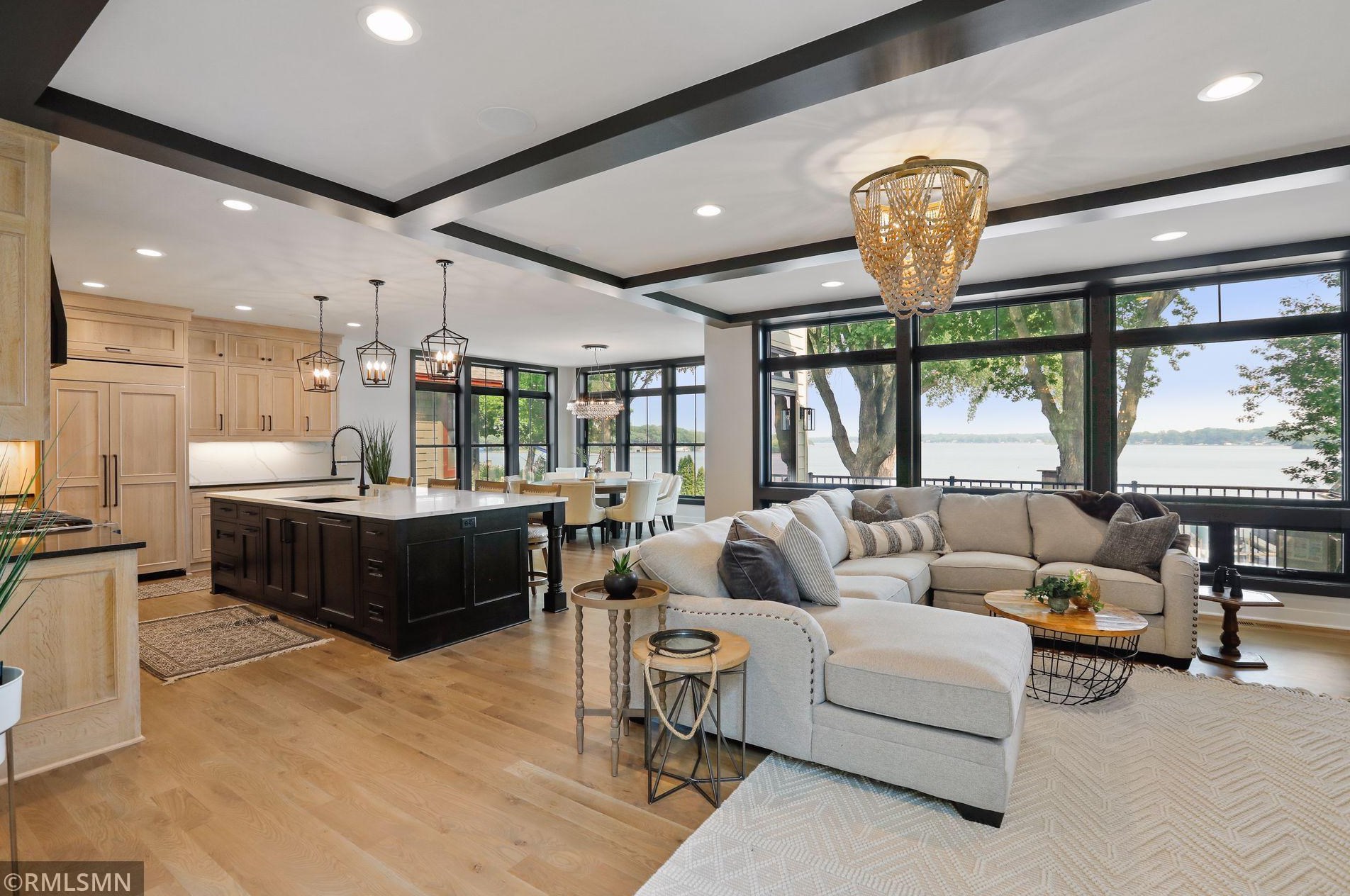 165 Mound Ave, Orono MN  55331-8572 exterior