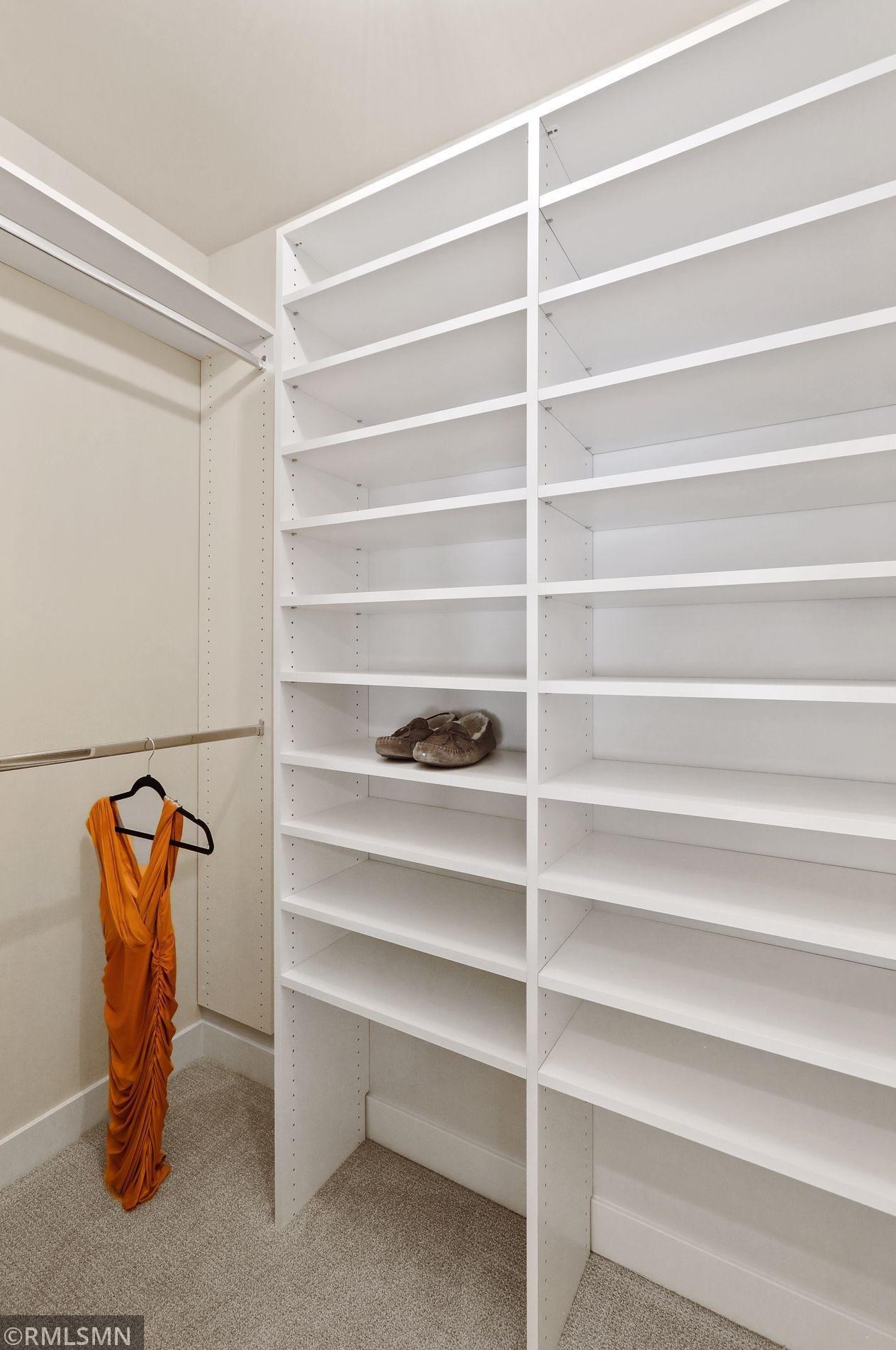 165 Mound Ave, Orono MN  55331-8572 exterior