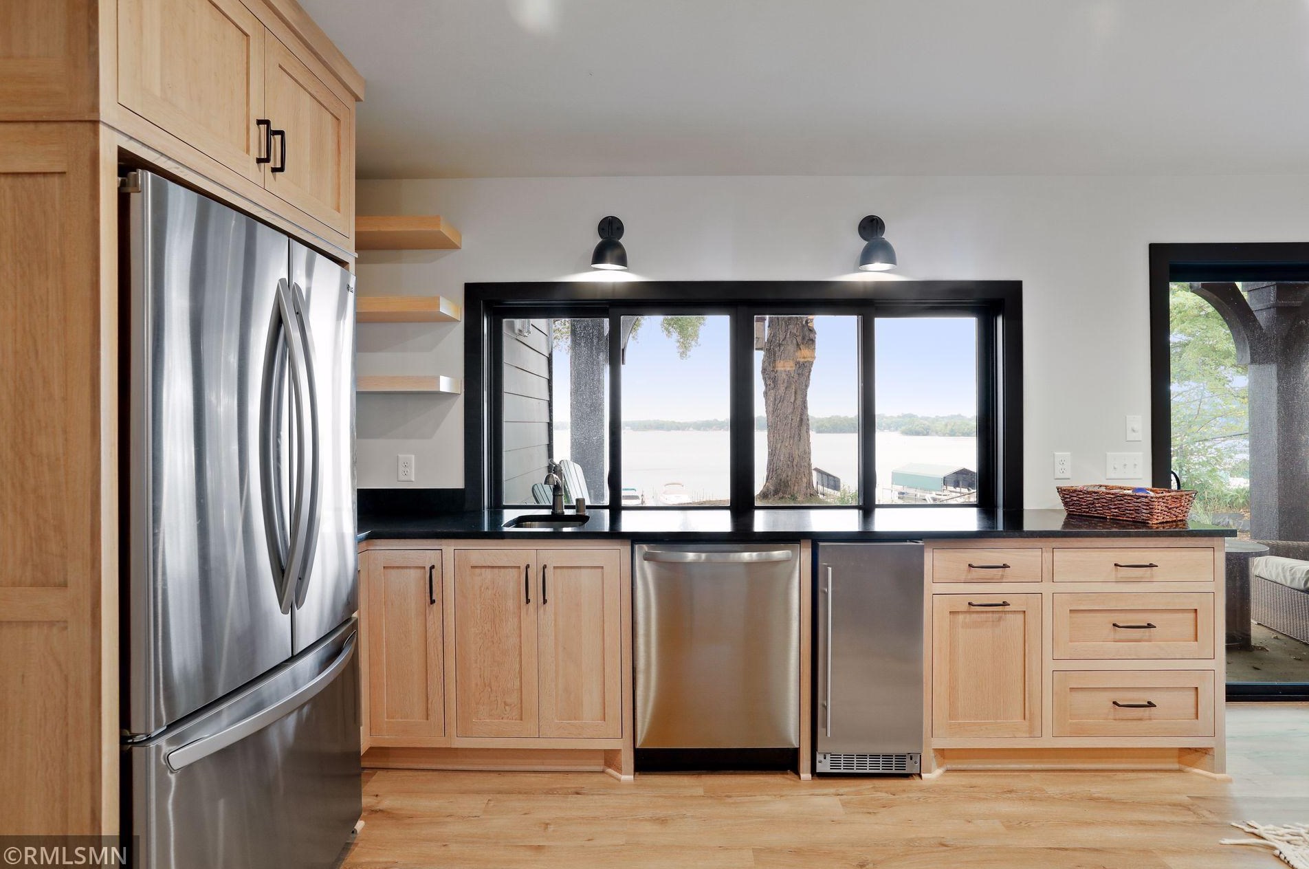 165 Mound Ave, Orono MN  55331-8572 exterior