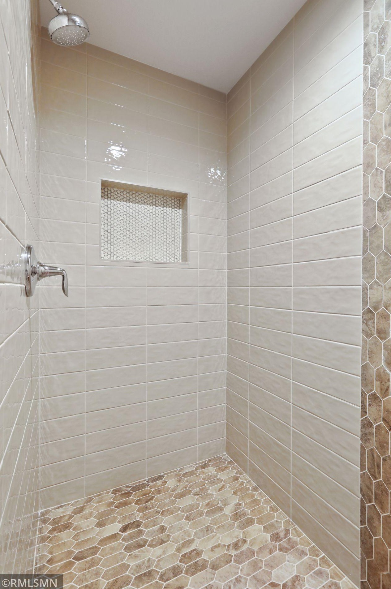 165 Mound Ave, Orono MN  55331-8572 exterior