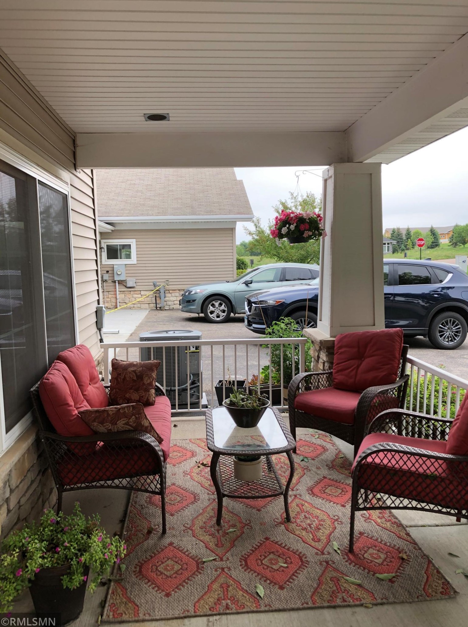 984 Crossing Way, Independence, MN 55328-2831