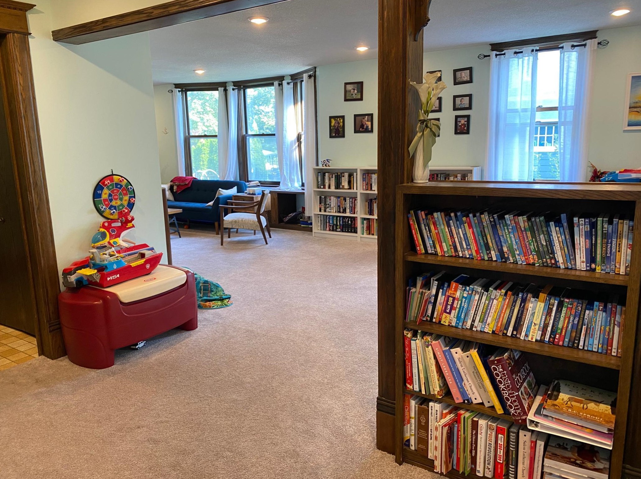 403 Vine Ave, Oakland MN  56007-4453 exterior