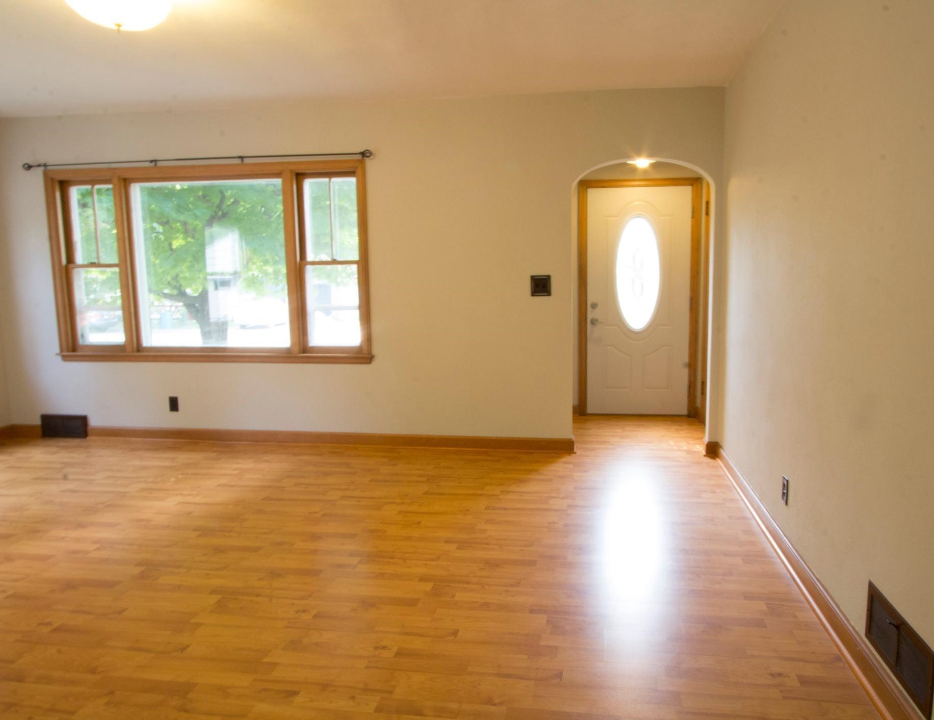 515 Vine St, Cannon Falls, MN 55009-1635