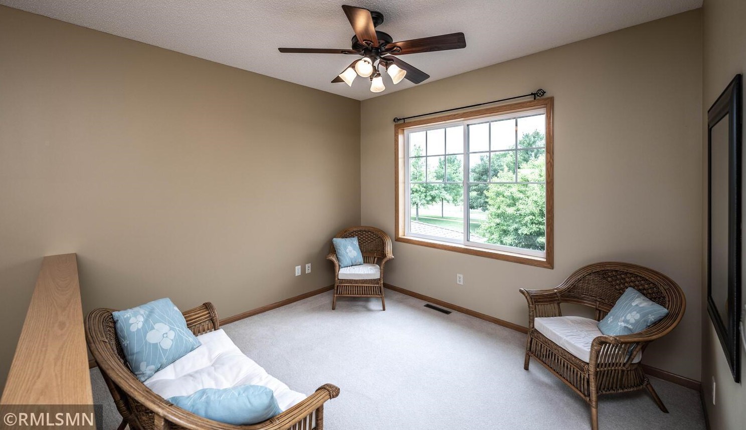 1319 Thye Pkwy, Waterford MN  55057-4856 exterior