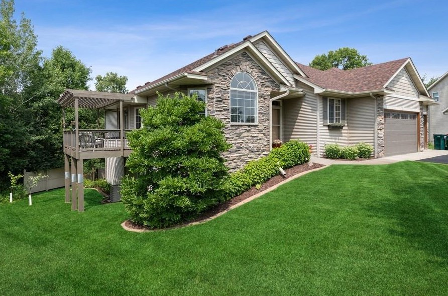 6305 85th St Ne, Monticello, MN 55362