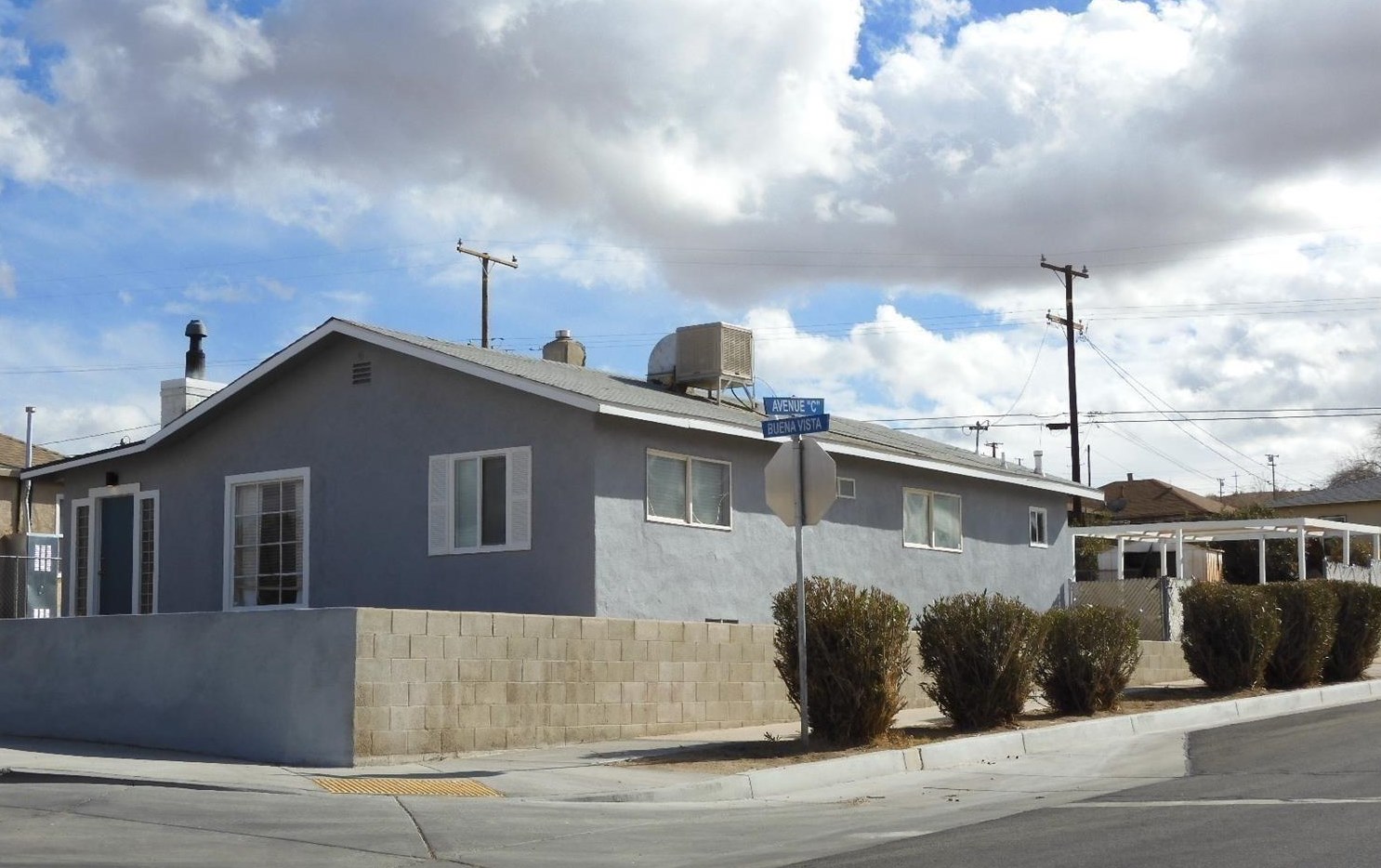 860 Buena Vista St, Barstow, CA 92311-2617