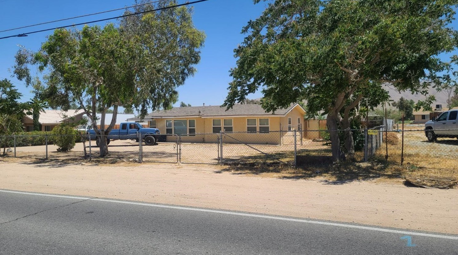 9225 Choiceana Ave, Hesperia, CA 92345-6402