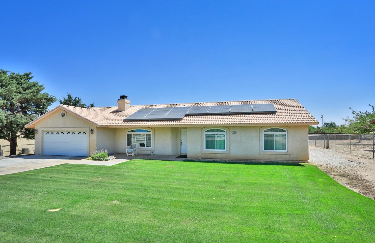 9057 Camphor Ave, Hesperia, CA 92345-6511