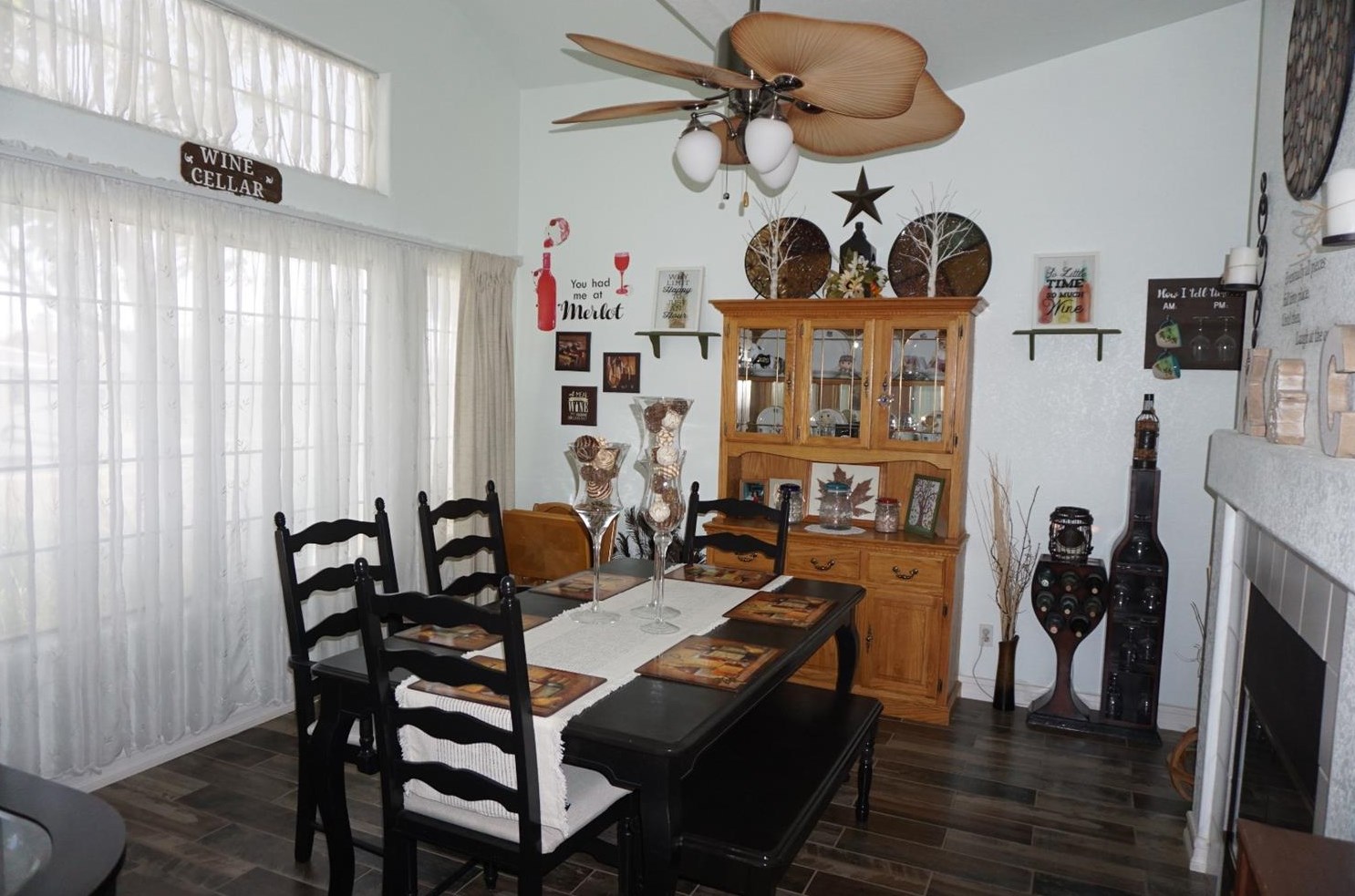 25666 Tamarisk St, Barstow, CA 92311-3415