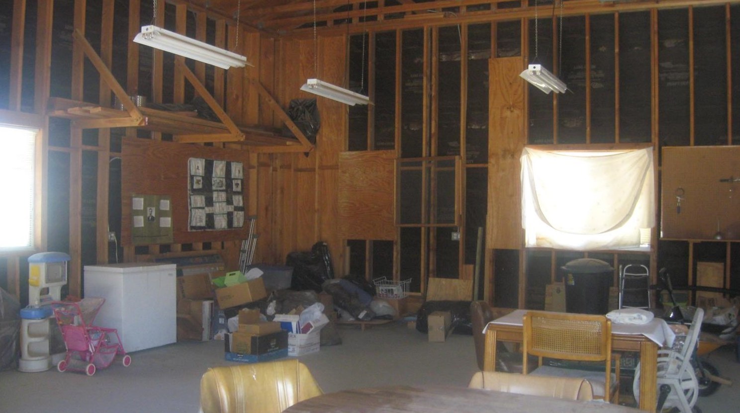 1277 Locust Rd, Pinon Hills CA  92372-9369 exterior