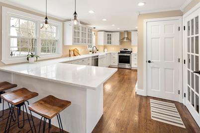 26 French St Hingham Ma 02043 Mls 72606357 Coldwell Banker