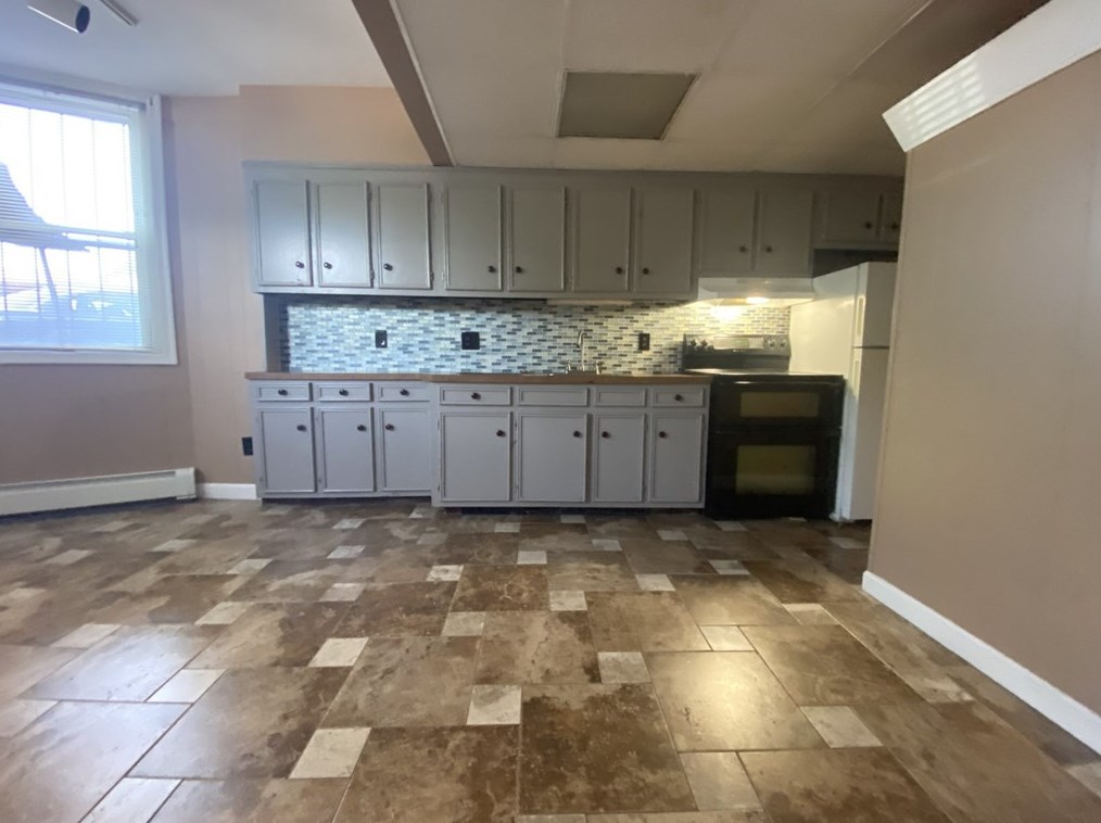 12 Bay State Rd Apt Br, Boston, MA