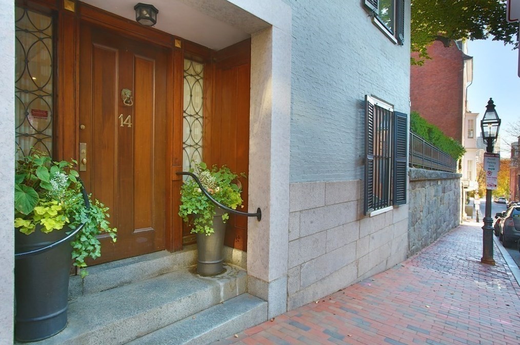 14 Walnut St, Boston, MA