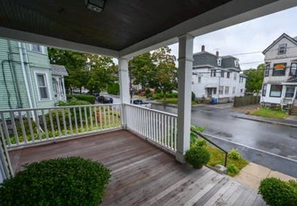 189 Ash St #2, Waltham, MA 02453
