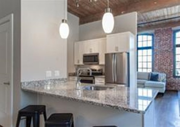 850 Lawrence St #213, Lowell, MA 01852