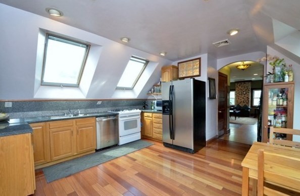 2 Menlo St Unit 3, Boston, MA