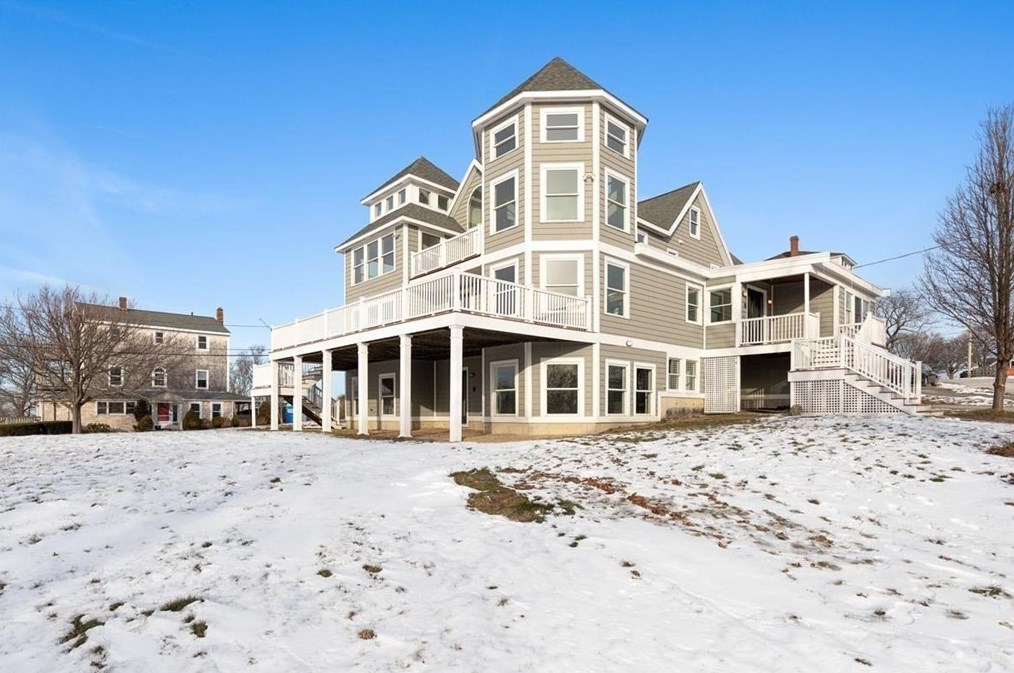 25 Winthrop Ave, Nantasket Beach, MA 02045 exterior