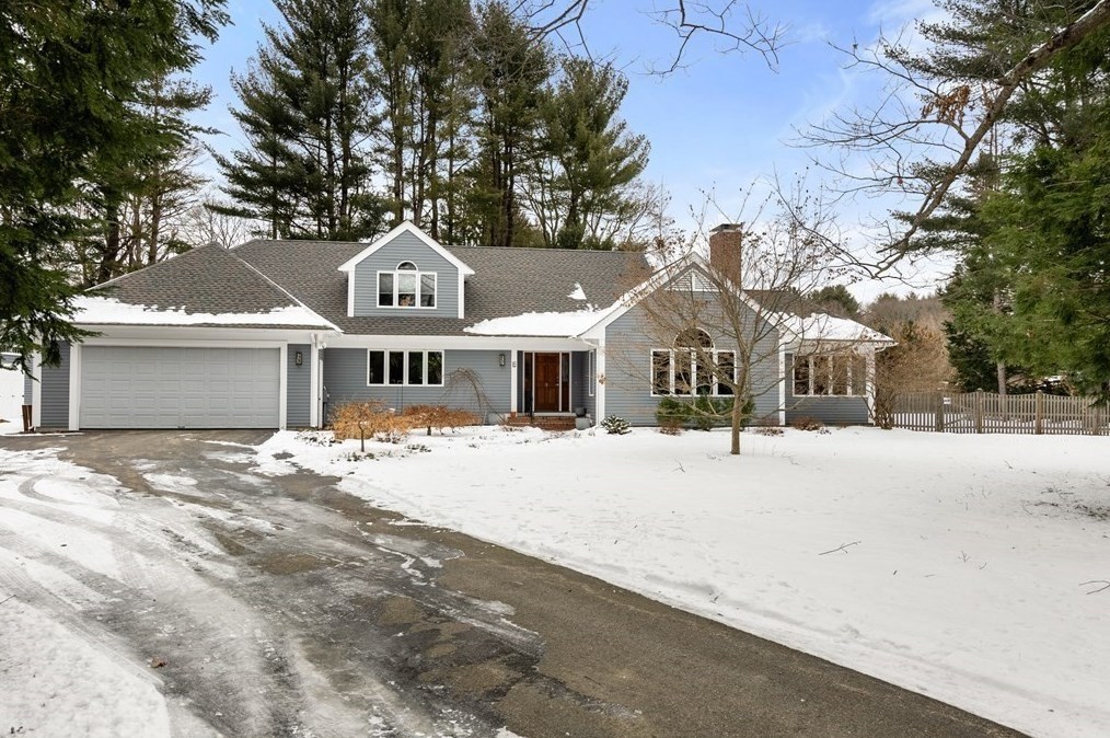 2 Giles Rd, Lincoln-Center, MA 01773 exterior