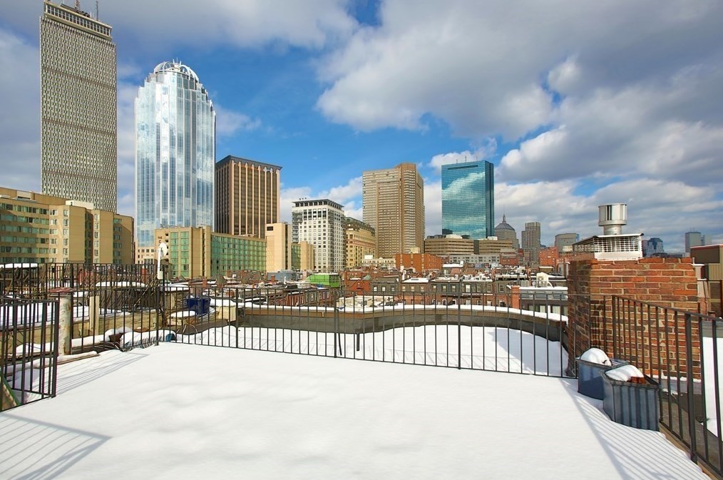 7 Durham St, Boston, MA 02115 exterior
