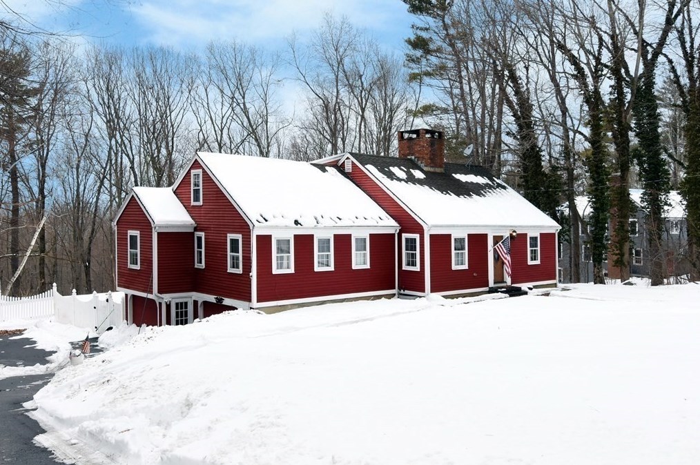 54 Old Farm Rd, Fiskdale, MA 01566 exterior
