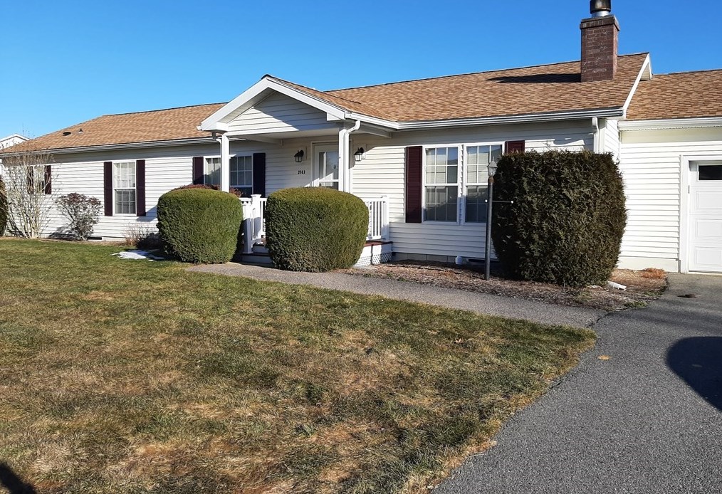 2503 Green St, Middleboro, MA 02346 exterior
