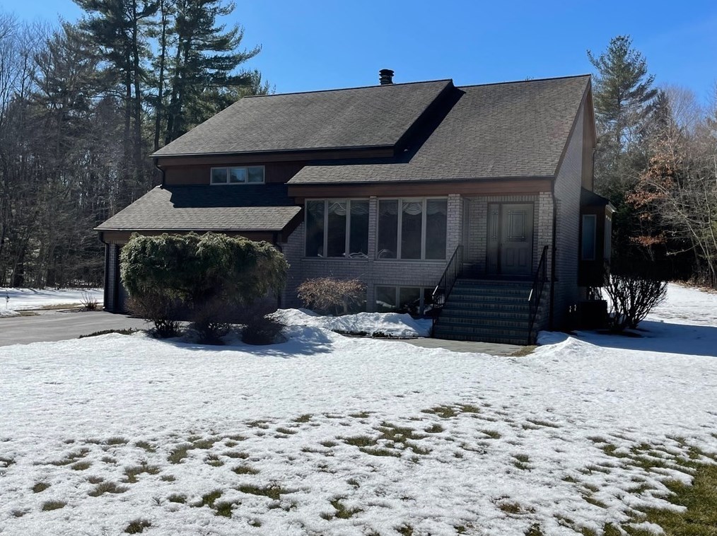 55 Sheffield Dr, Belchertown, MA 01007 exterior