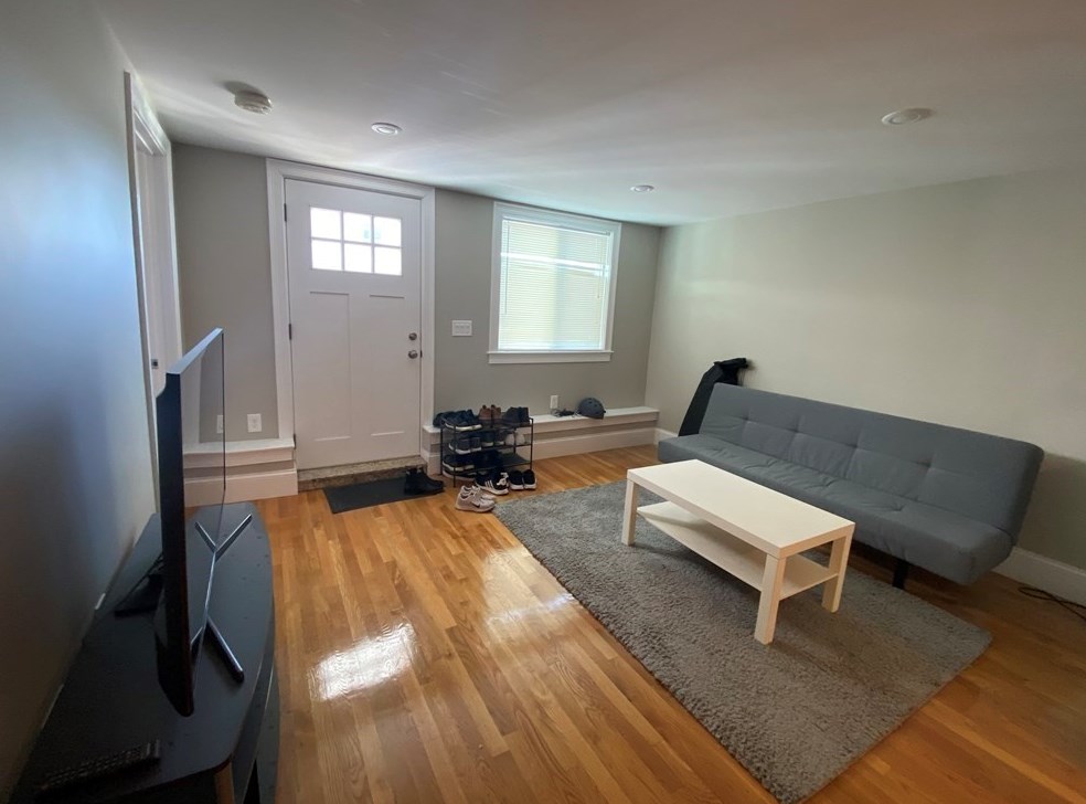137 Spruce St #137, Watertown, MA 02472