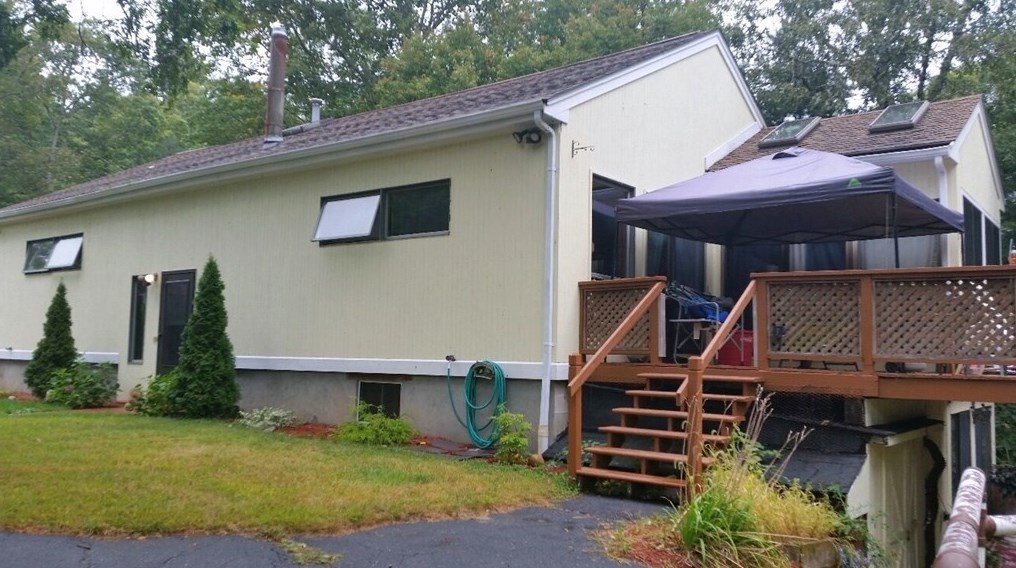 24 Thom Ave, Bourne, MA 02532-4224