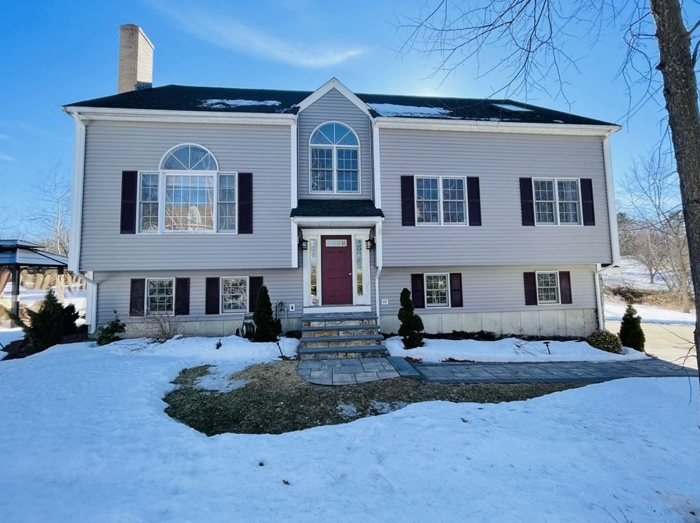 73 Dean Rd, Marlboro, MA 01752 exterior