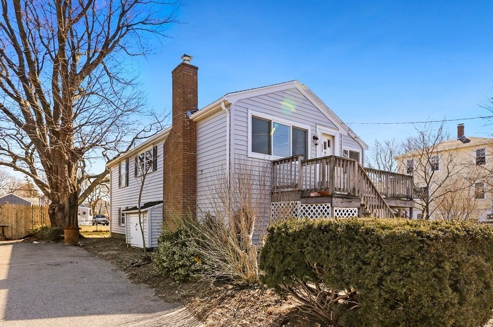 46 Revere St, Nantasket Beach, MA 02045 exterior