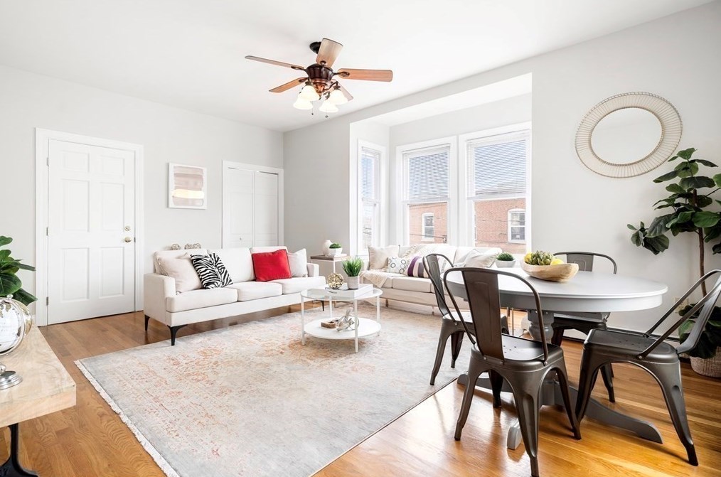 19 Chestnut Ave, Boston, MA 02130 exterior