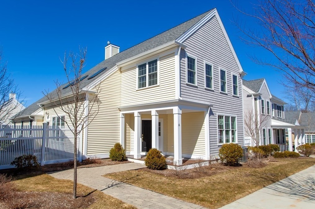 16 Barretts Rd, Hudson, MA 01749 exterior