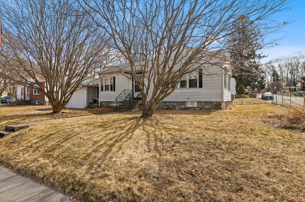 23 Morris St, Webster, MA 01570 exterior