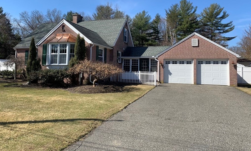 58 Mountainview St, Ludlow, MA 01056 exterior