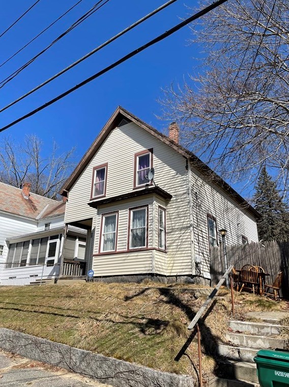 61 Arlington St, Fitchburg, MA 01420 exterior