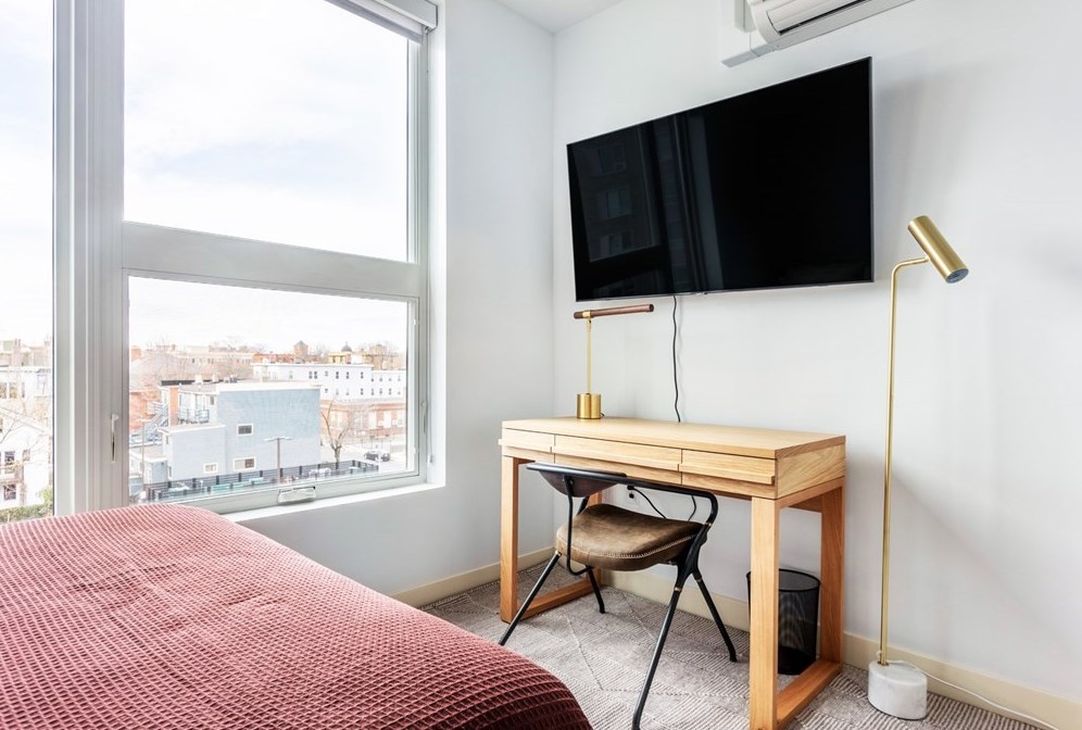 5 Columbia St #402, Cambridge, MA 02139