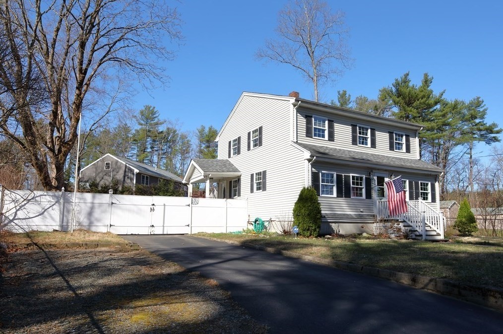 245 Williams St, Taunton, MA 02780 exterior