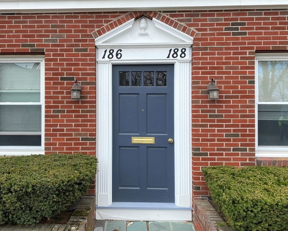 186 Vernon St, Wakefield, MA 01880 exterior