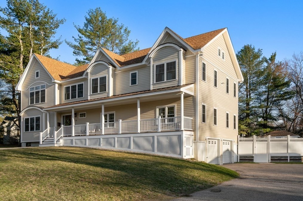 79 Hawktree Dr, Islington, MA 02090 exterior