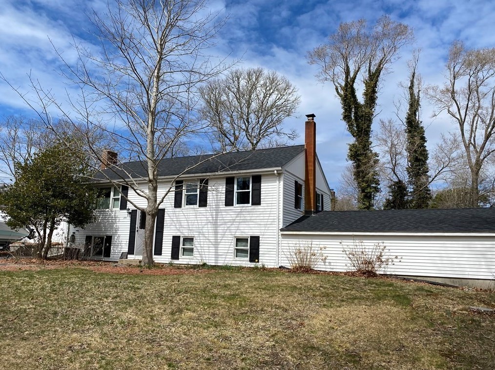 23 Marjorie Ave, Bourne, MA 02559 exterior