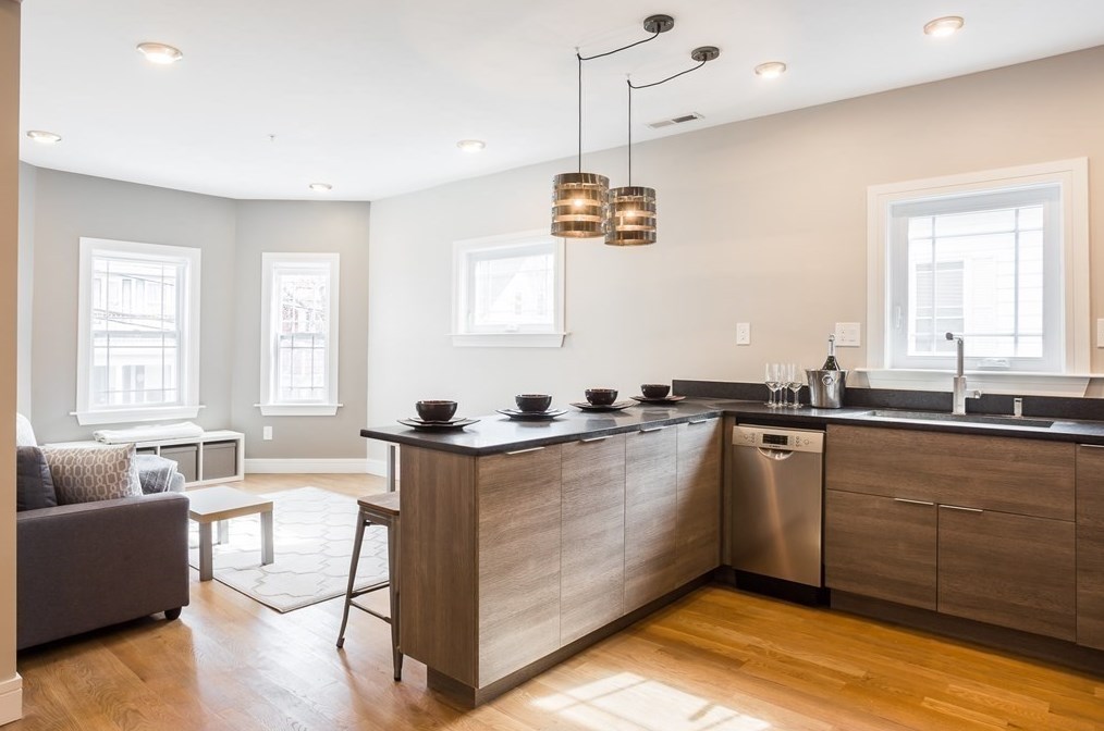 40 Champney St Apt 1, Boston, MA